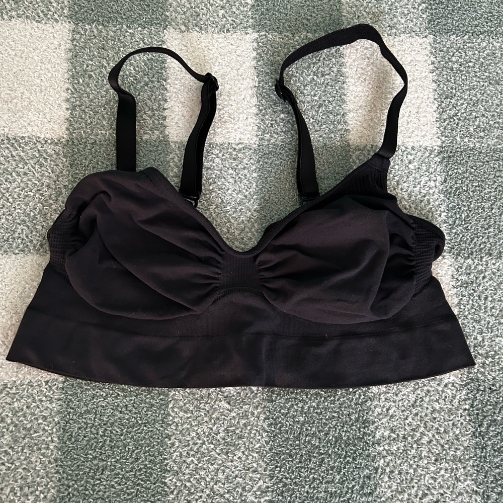 SKIMS Black Shapewear Bra